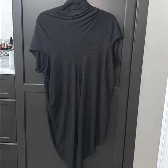 Three Dot grey long sleeve t & matching cape vest - Picture 4 of 6